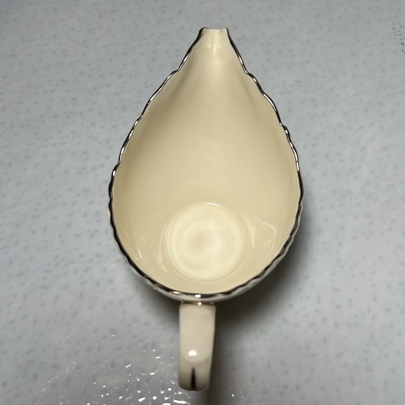 Vtg Lenox Weatherly Creamer/Sugar Scalloped Edge Ivory Bone China Platinum Trim - Picture 3 of 8